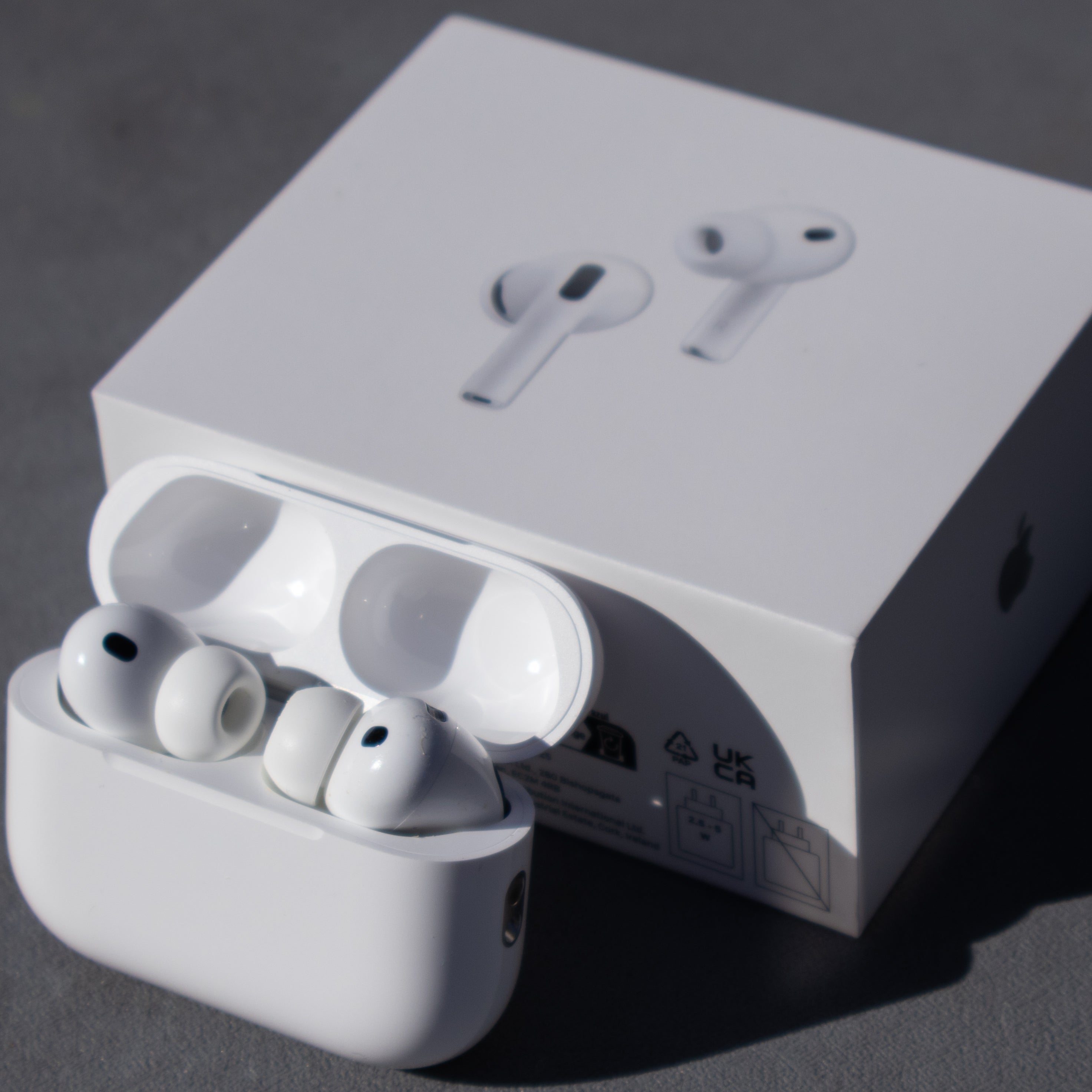 Air Pro 3 ANC Earbuds - White - Charging Case