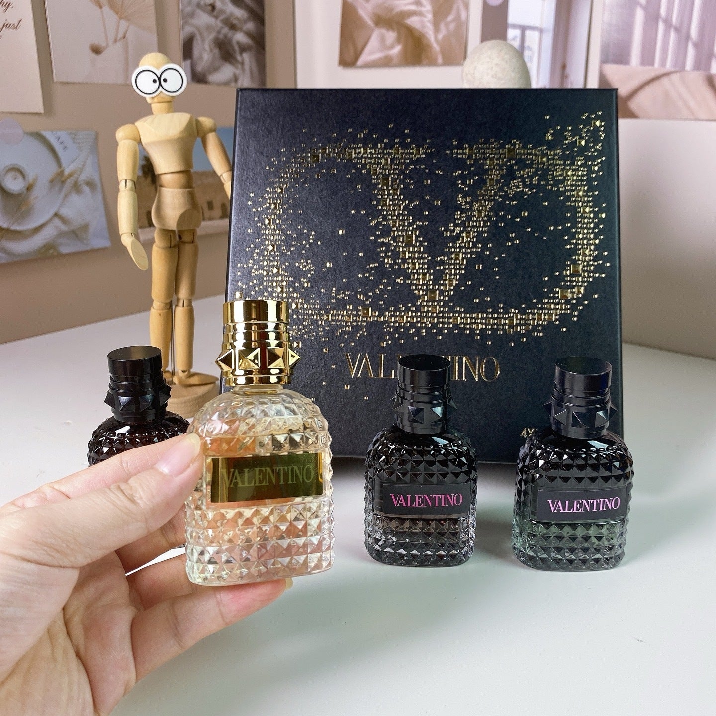 Valentino Miniature 4-Piece Parfume Set