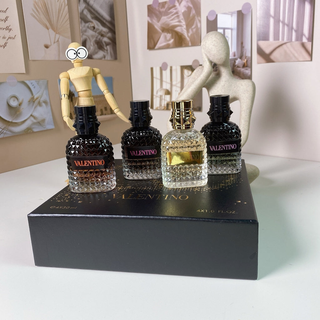 Valentino Miniature 4-Piece Parfume Set