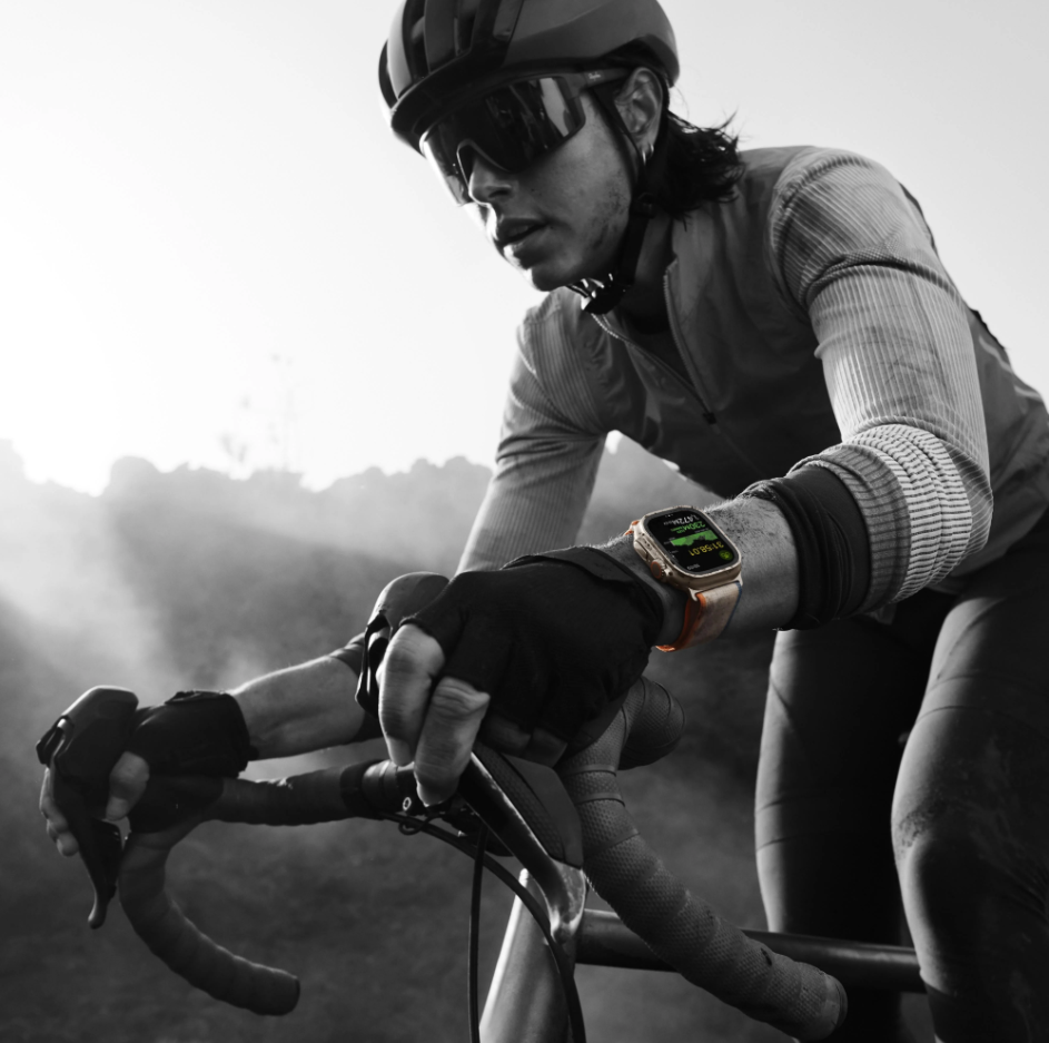 Watch Ultra 2 - 49mm Smartwatch Titanium Case with Black Alpine Loop - Soundmali